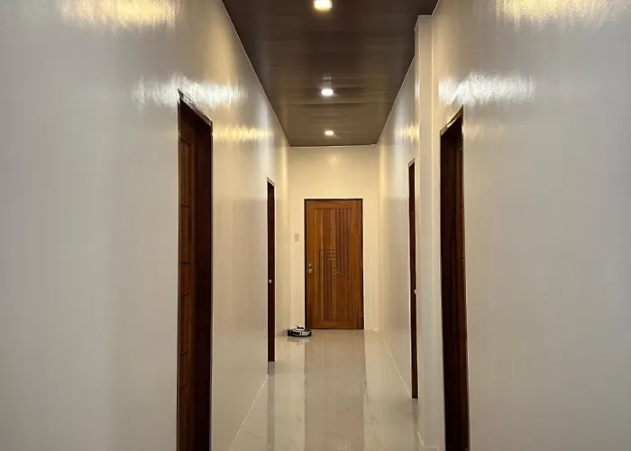 Jenny's White Haven * San Francisco (Cebu)
