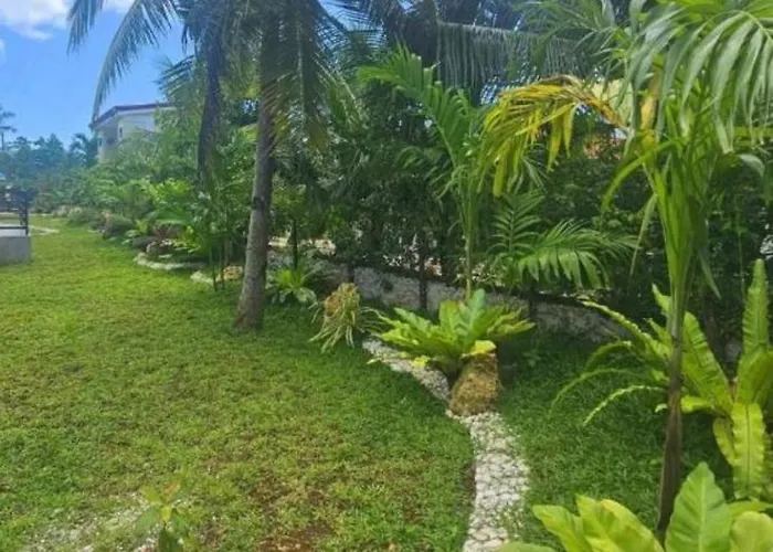Jenny's White Haven * San Francisco (Cebu)
